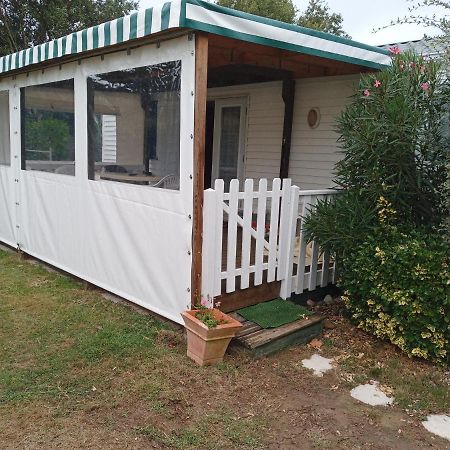 Mobil Home Dans Parc Residentiel Loisirs Talmont-Saint-Hilaire Extérieur photo